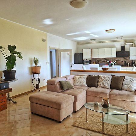 Apartman Mare-Peroj Воднян Экстерьер фото